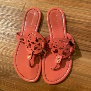 Tory Burch Womens Miller Thong Sandals - Coral Crush/Pink patent leather 6